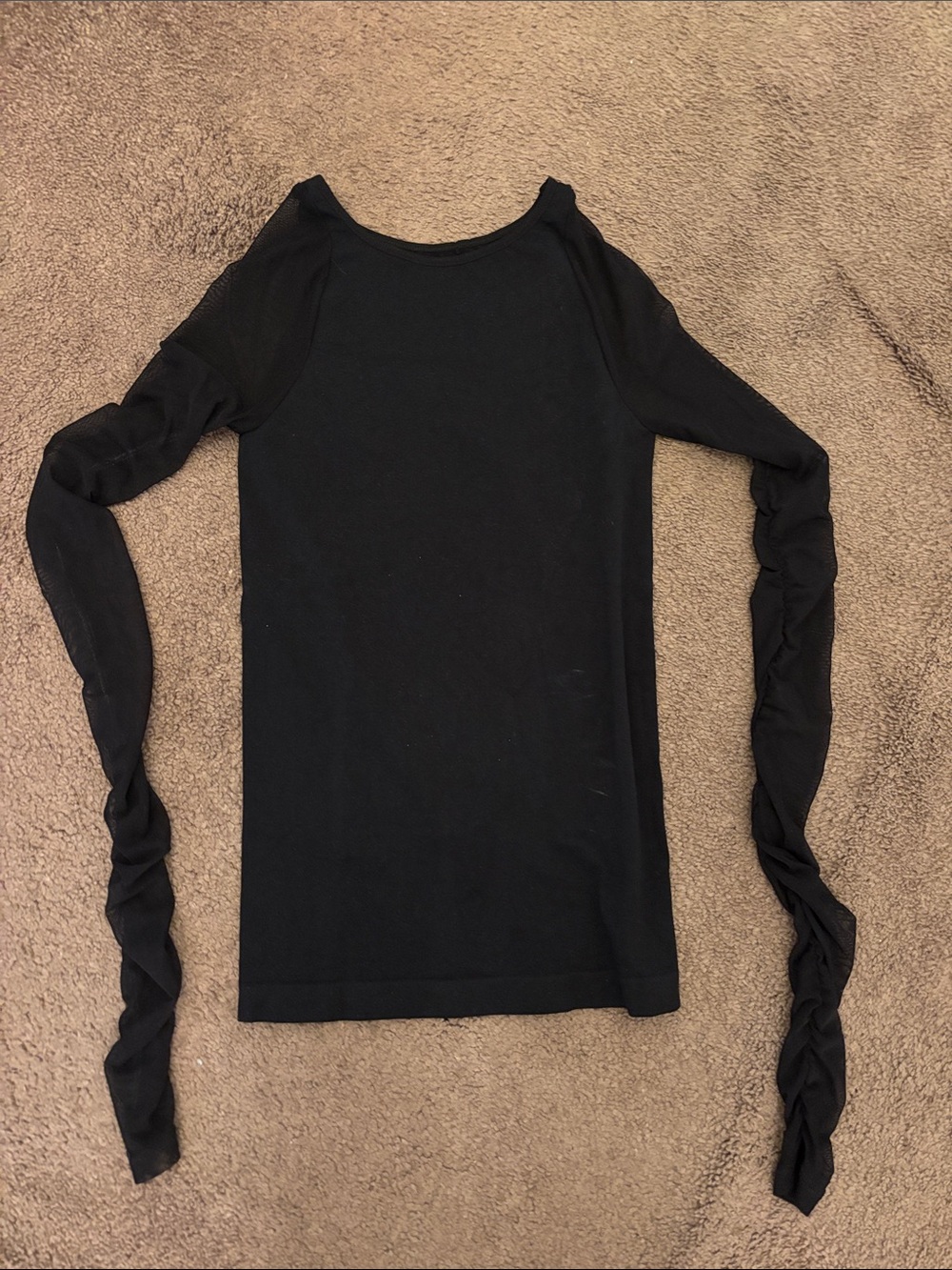 Free people intimately Black Long sheer Sleeve Ruched-Sleeve top